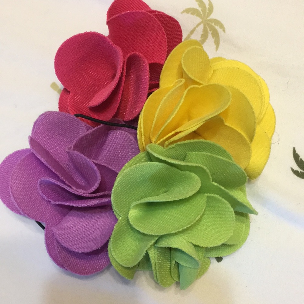 4 fabric cutout flower hair ties